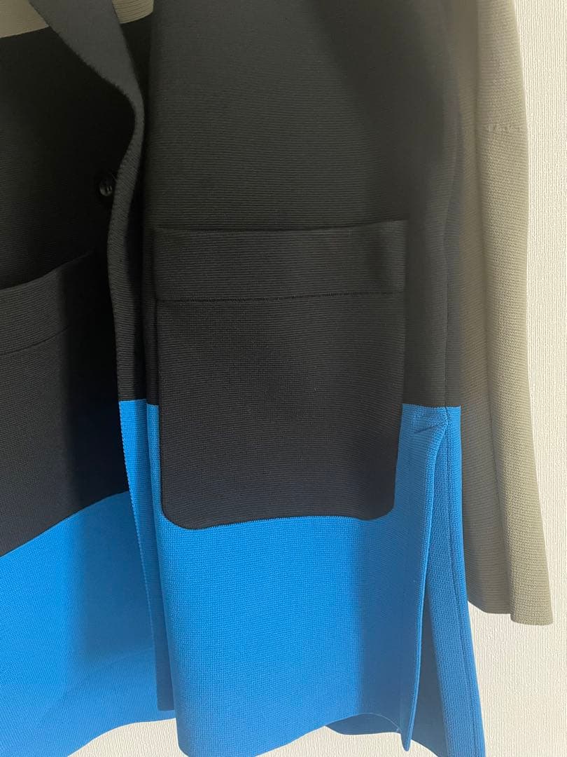 スクエアショルダーニットジャケット