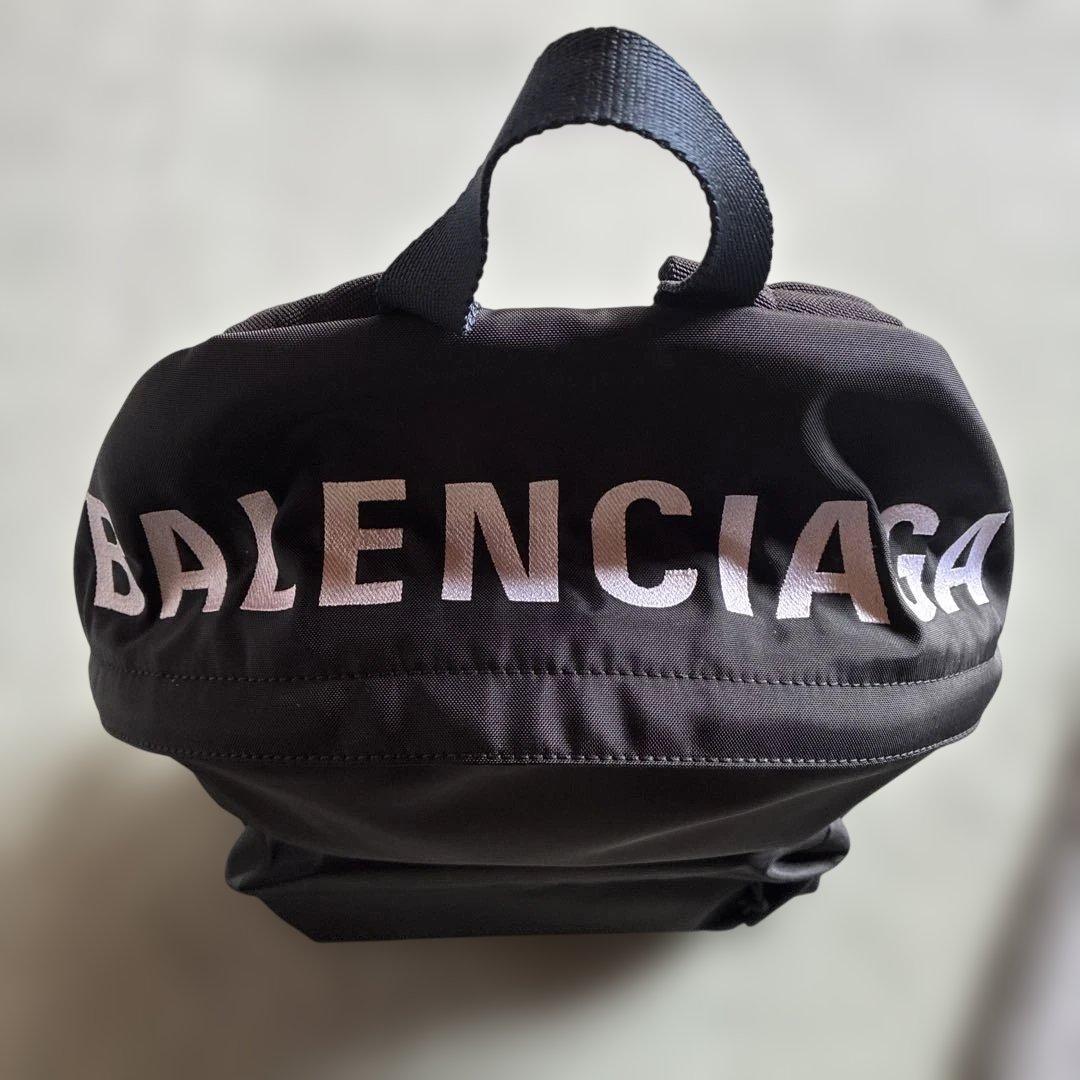 BALENCIAGA ブラックバックパック