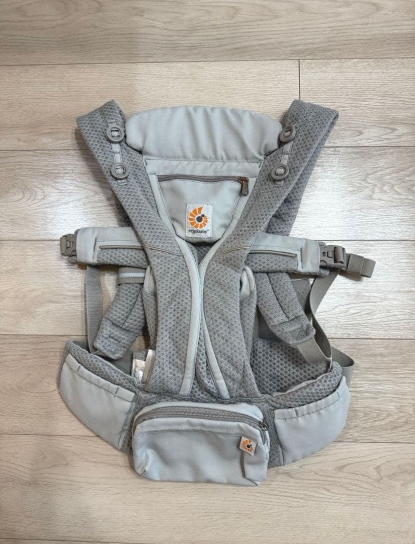 美品　エルゴベビー　抱っこひも　オムニブリーズ