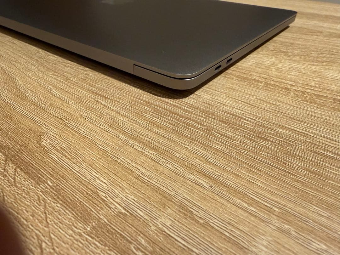 【美品】2020 Apple MacBook Pro