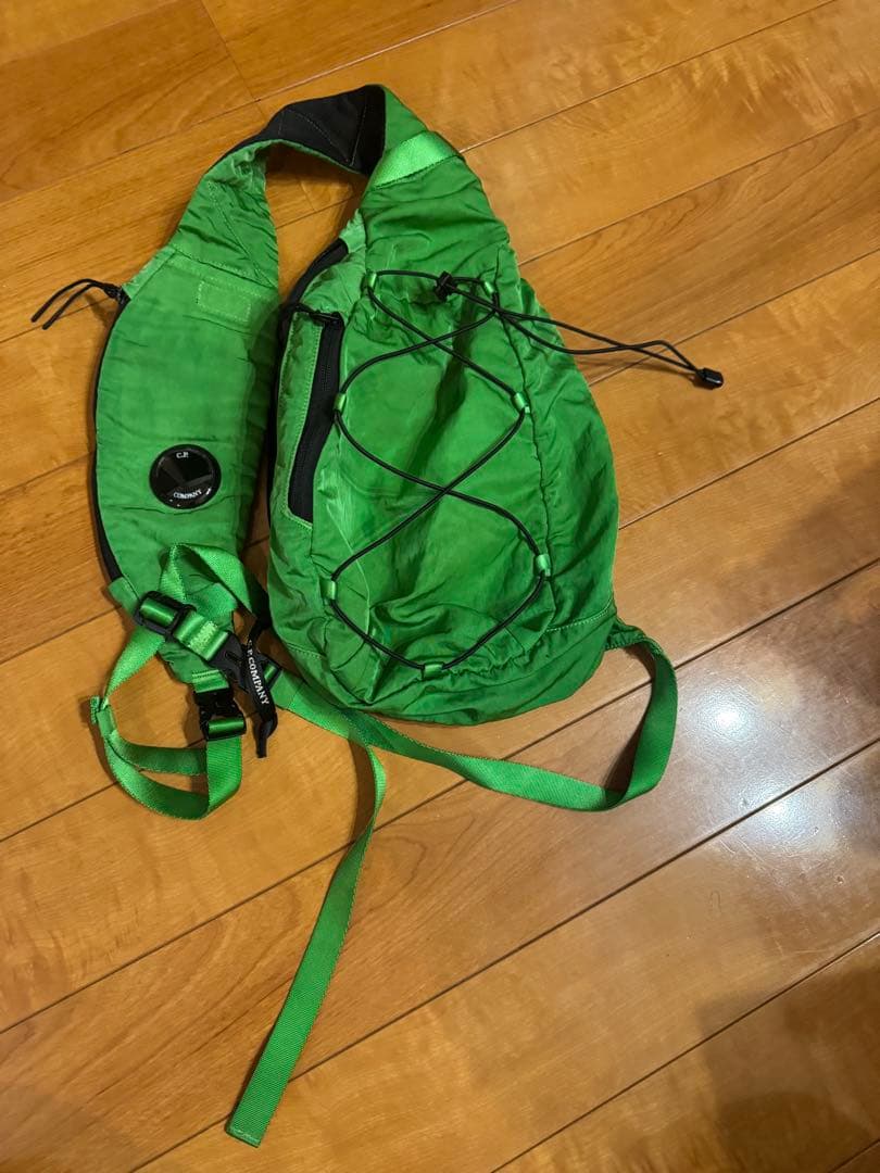 C.P. Company 黄緑 ショルダーバッグ