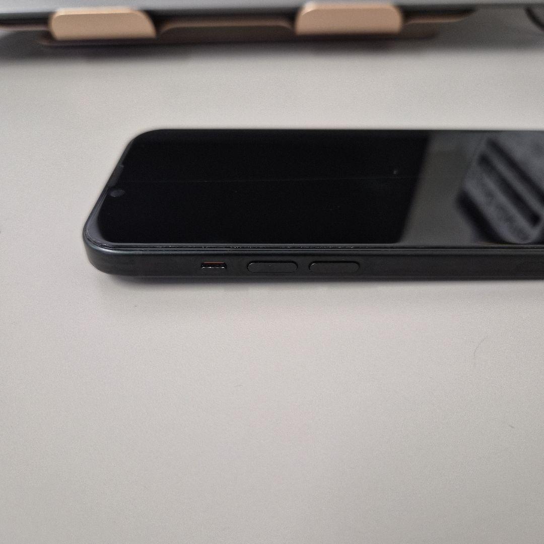 iPhone15　SIMフリー　本体　128gb