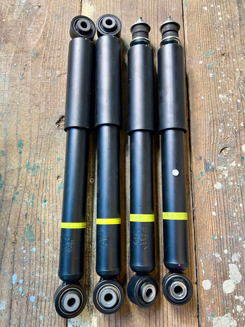 JB64W ジムニー 純正ショックアブソーバー 4本セット 新車はずし