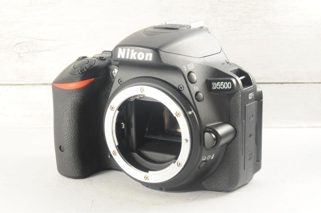 ❤️️一眼デビューに❤️Wi-Fi &自撮り❤️Nikon D5500