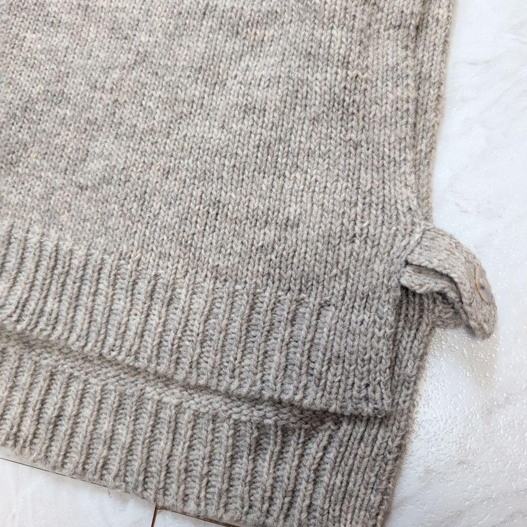 Utilité ハイネックニットベスト ウール グレージュ ユティリテ