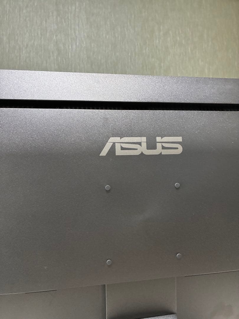 31.5インチ モニター ASUS FHD 1080p