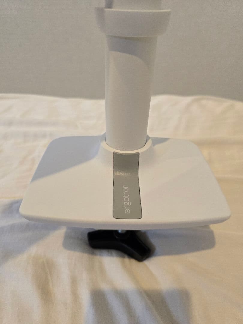 エルゴトロン モニターアーム ホワイト
