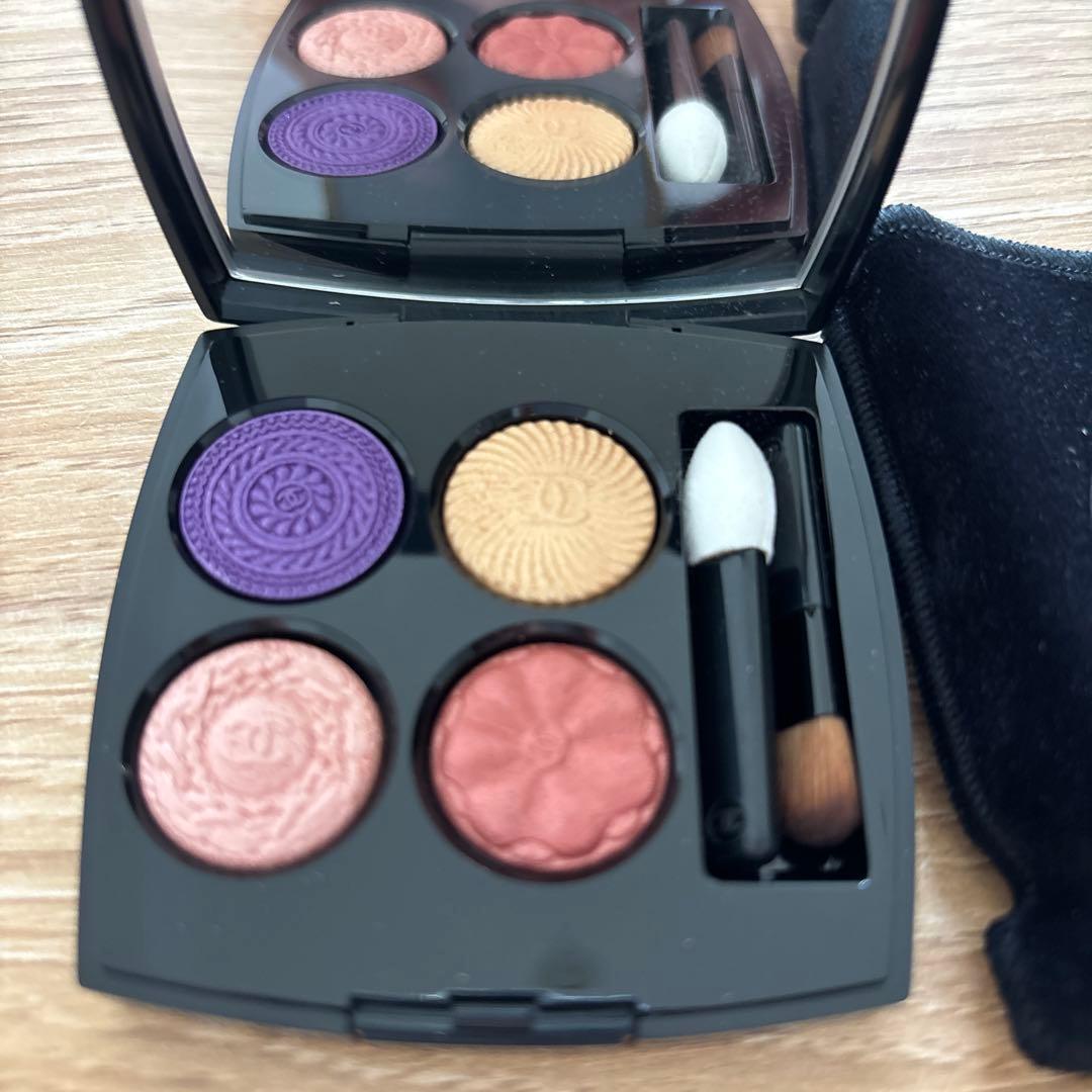 シャネル　レキャトルオンブルブトンバロック