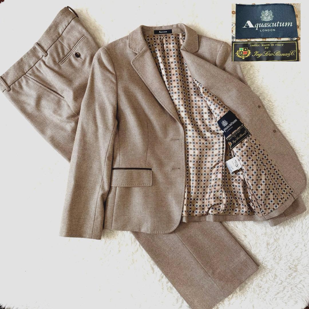 最終価格です　超美品　アクアスキュータム　ロロピアーナ　パンツスーツ　L