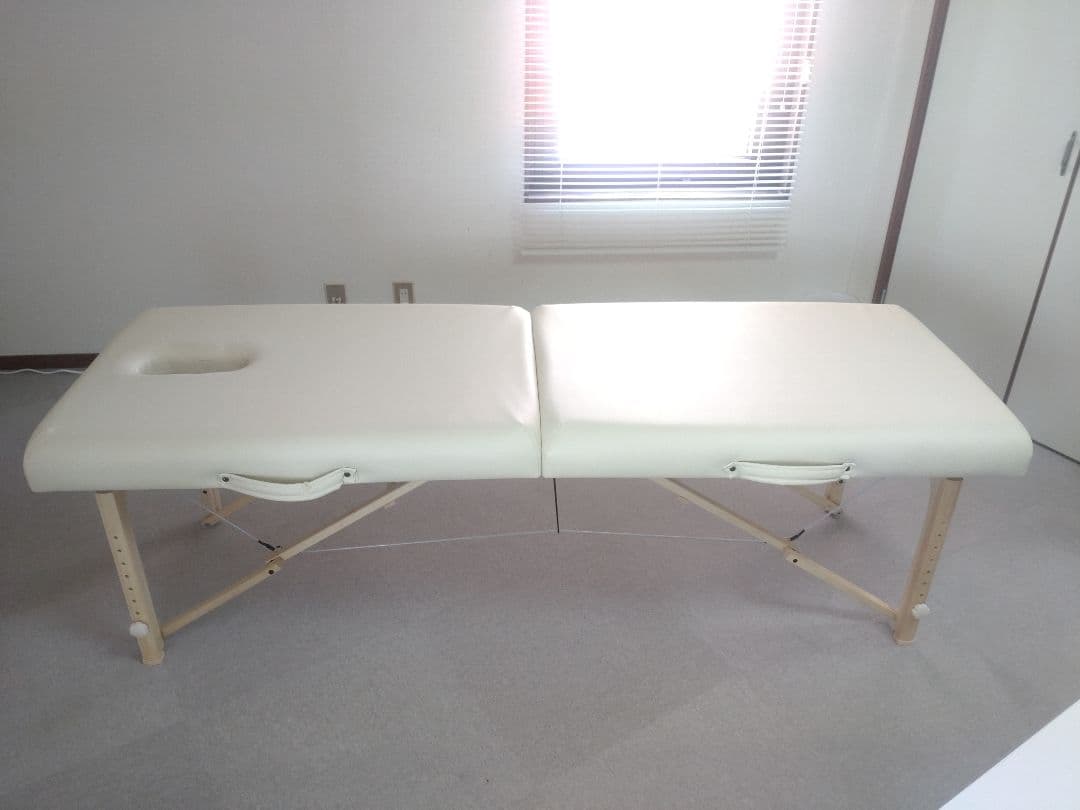 整体・マッサージ用折りたたみベッド　ネチュラ・シンプルプラクティス、ナチュラル