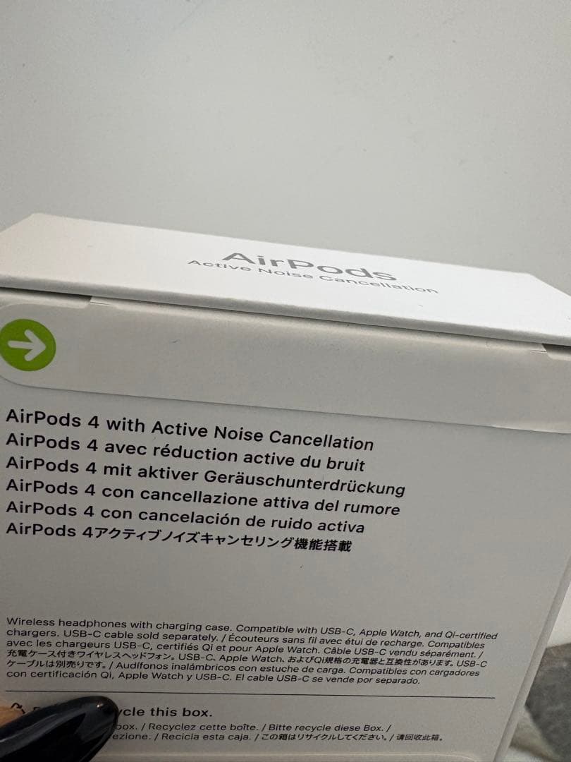 新品未開封　AirPods 4 アクティブノイズキャンセリング