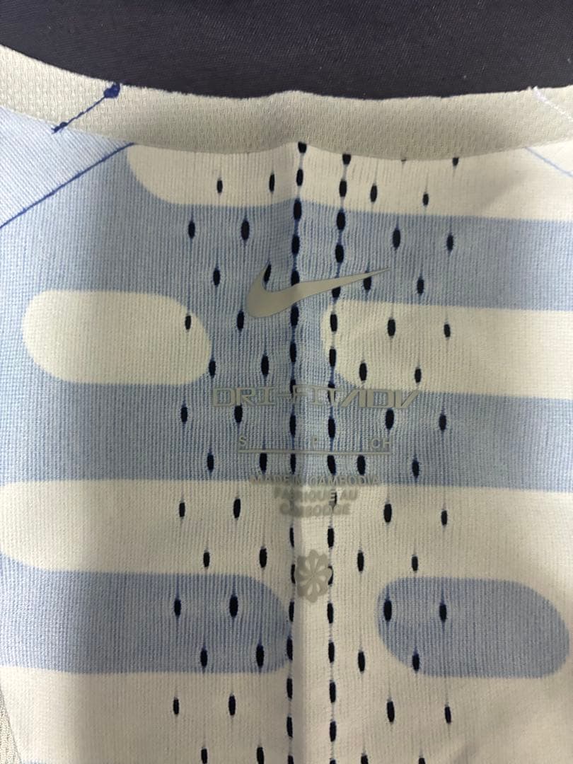 NIKE エアロスイフト　シングレット　Ｓサイズ