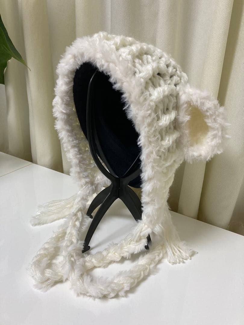 ボンネット　羊他