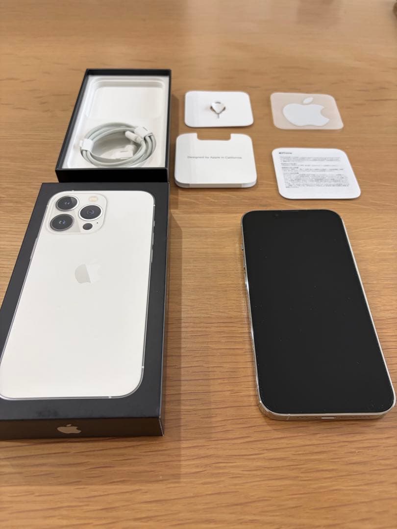 Apple iPhone 13Pro シルバー 本体 256GB ケース付き