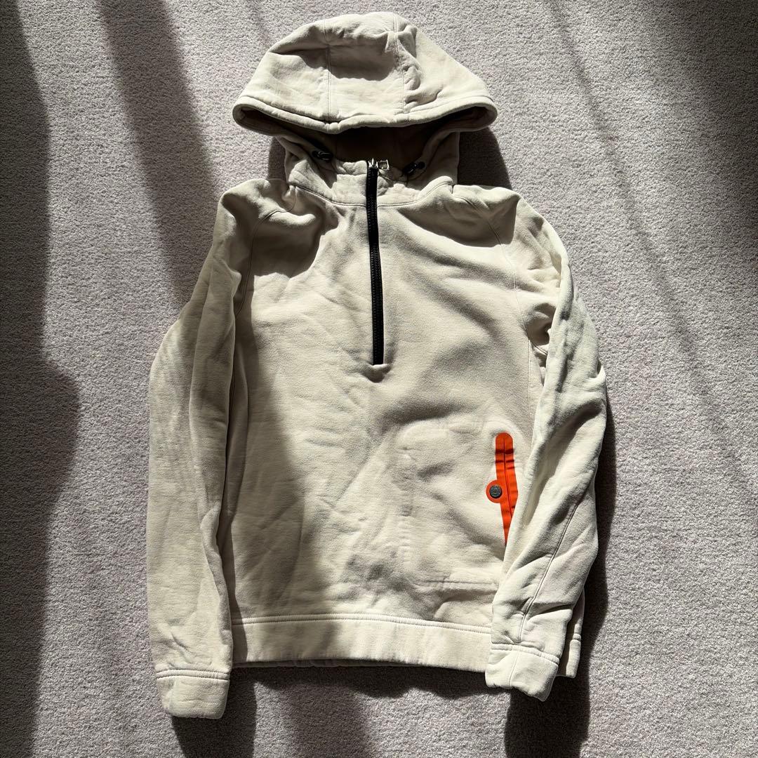 フリースライニング フード付きパーカー クリーム色