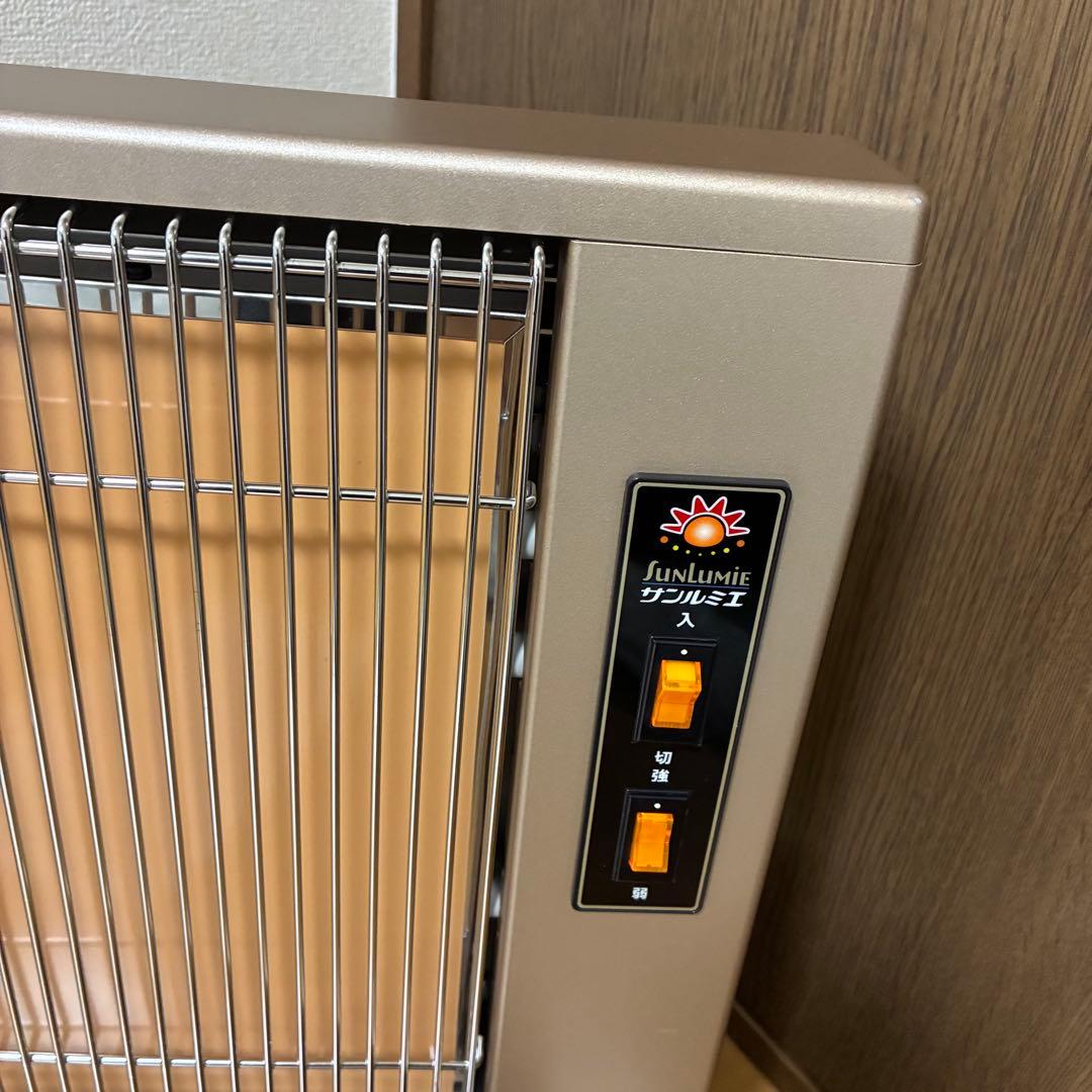 【美品】遠赤外線暖房器　E800LS　サンルミエ　ファンヒーター　④