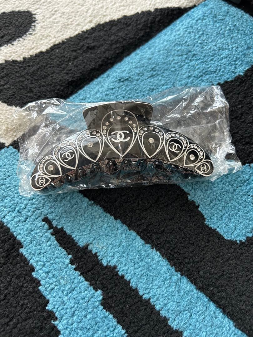 ノベルティ　シャネル髪留め　新品未使用　今月末迄
