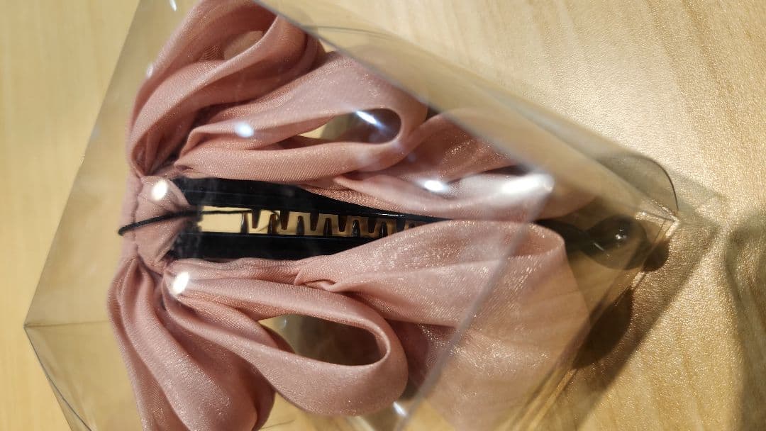 【新品・匿名配送】コンプレックスビズ　シーパラダイス バナナクリップ　ピンク