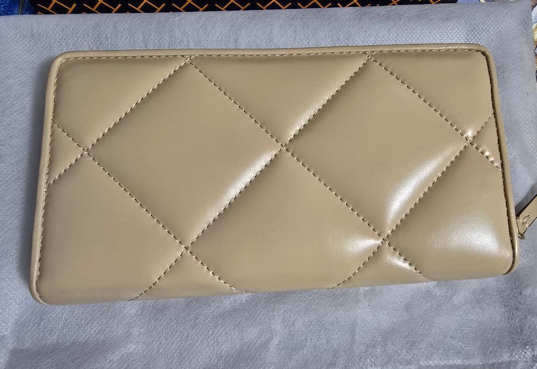 トリーバーチ TORY BURCH 長財布　新品未使用