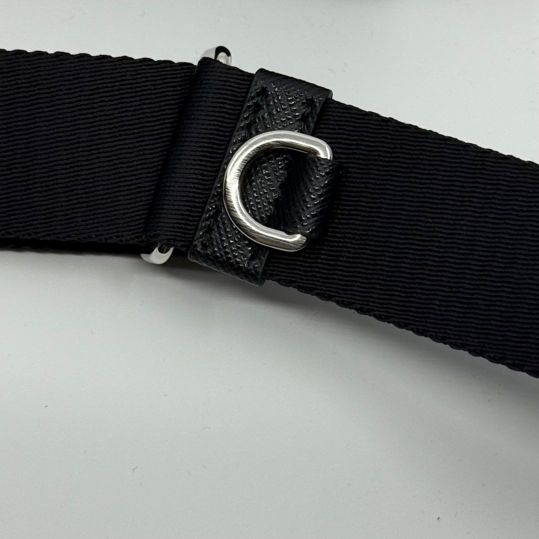 PRADA プラダ iPhone14Pro ショルダー スマホケース ストラップ