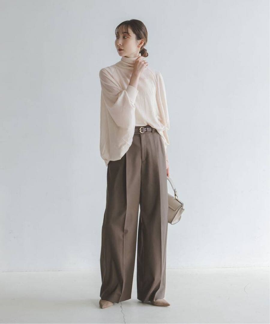 コグザビッグスモーク MATILDA POLLONECKABANICOS TOP