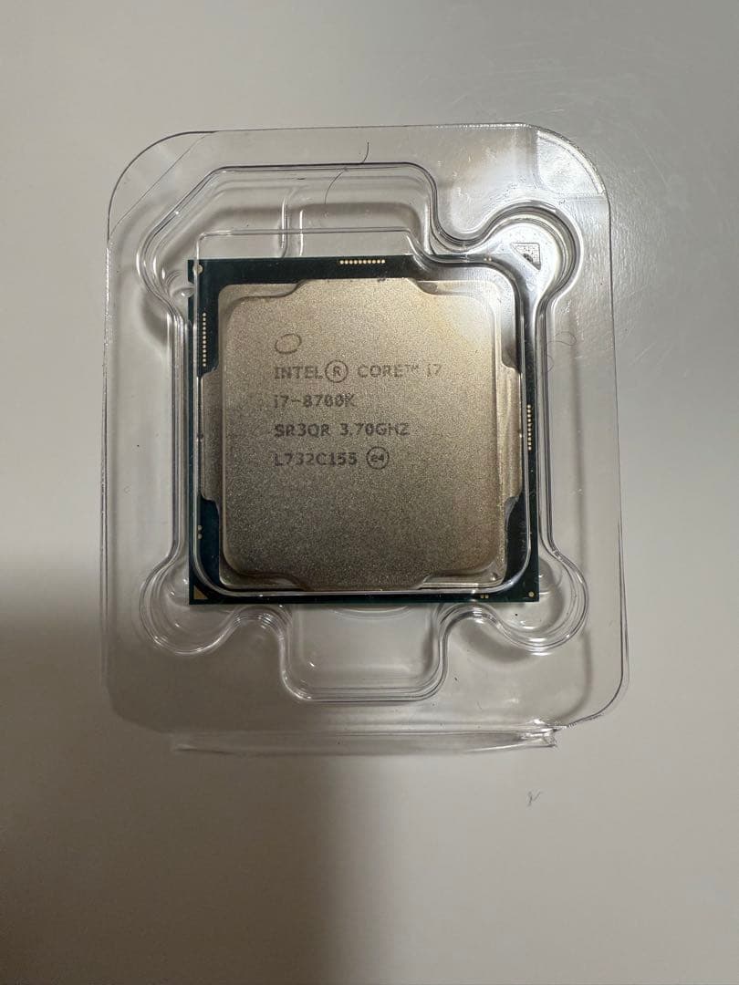 CPUインテル Core i7 8700K
