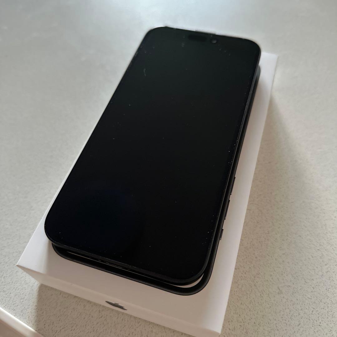 常識を！ラスト！iPhone15plus SIMフリー ブラック 即日発送