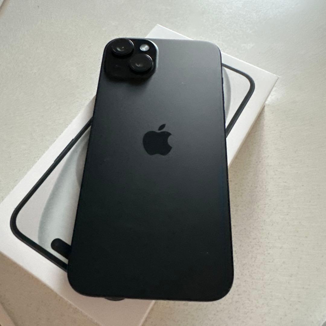 常識を！ラスト！iPhone15plus SIMフリー ブラック 即日発送