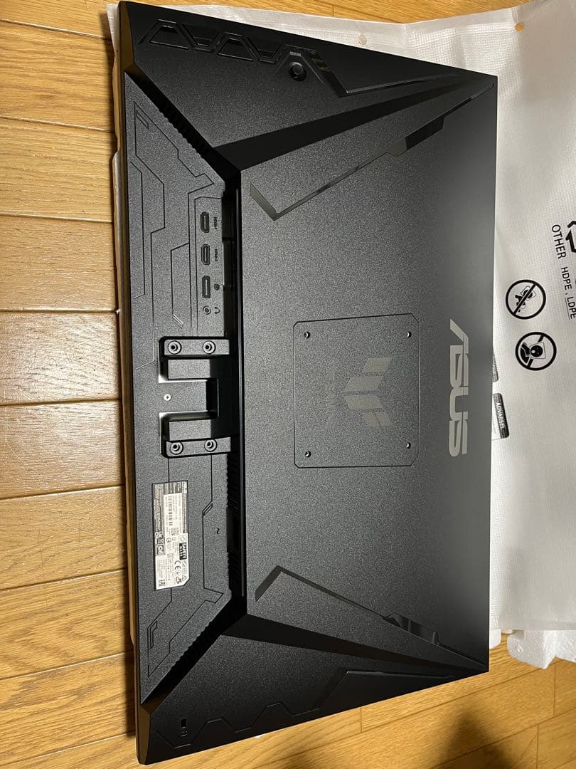 ASUS TUF VG27AQ5A ゲーミングモニターWQHD 200Hz