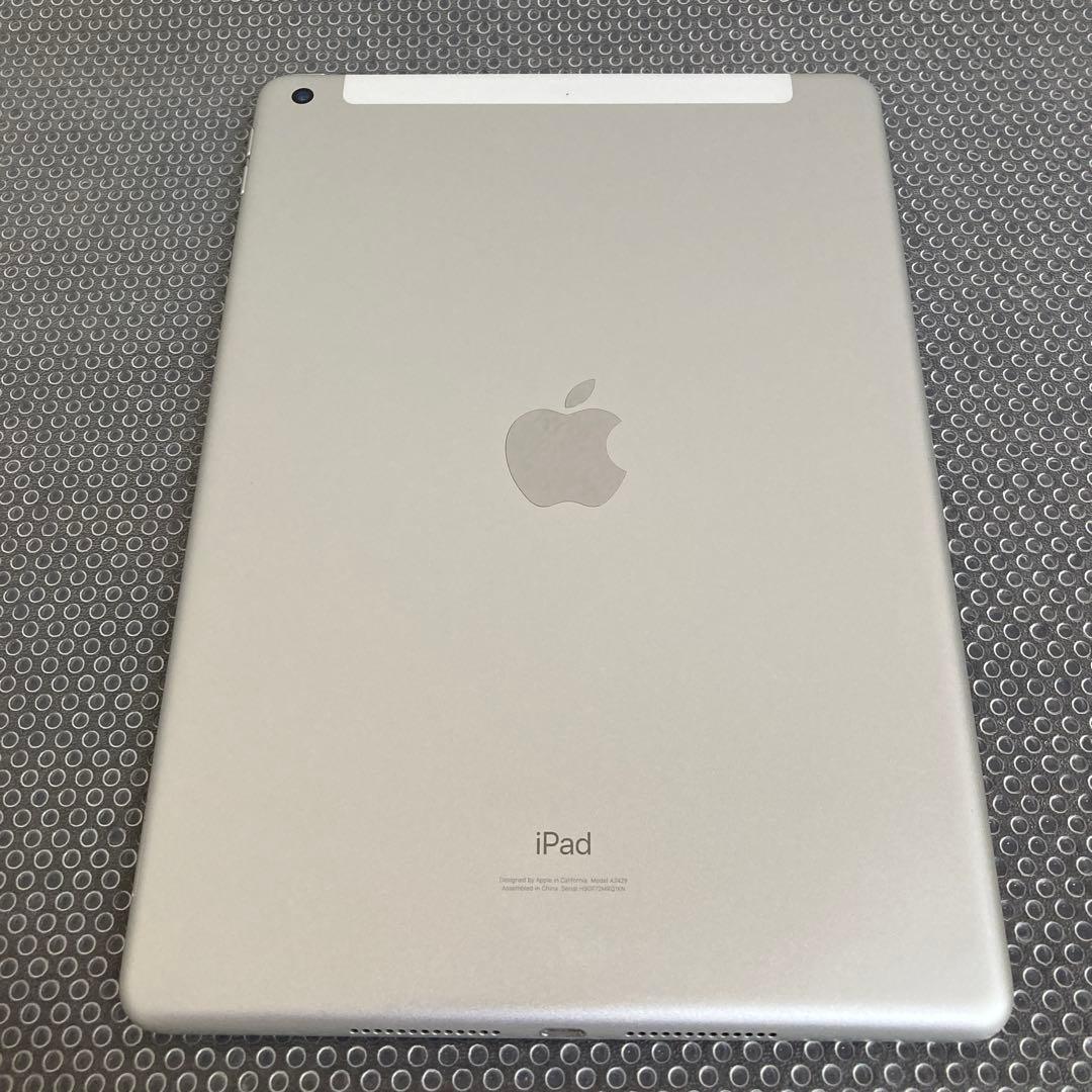 3662 外観美品☆電池良好☆iPad8 第8世代 32GB SIMフリー☆