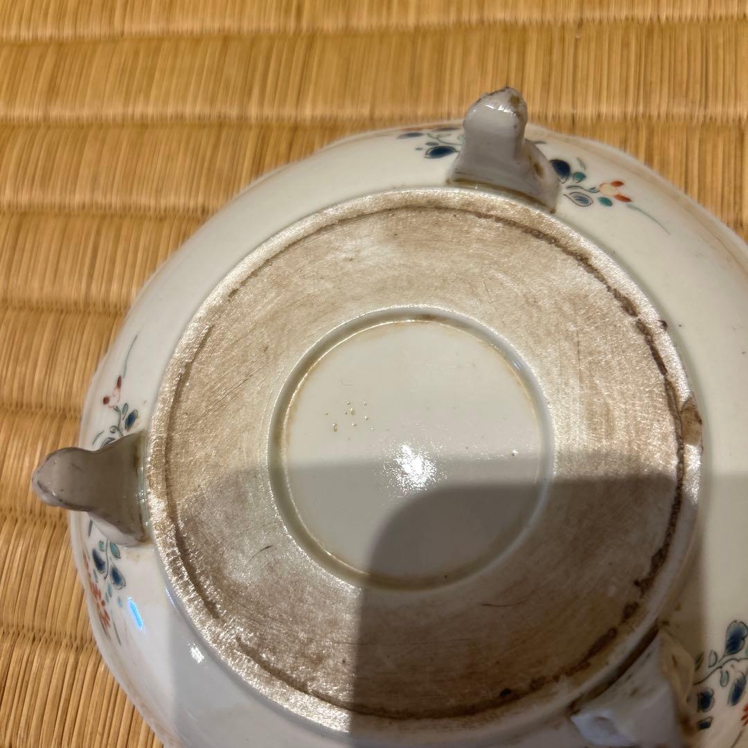 脚付き花陶器皿