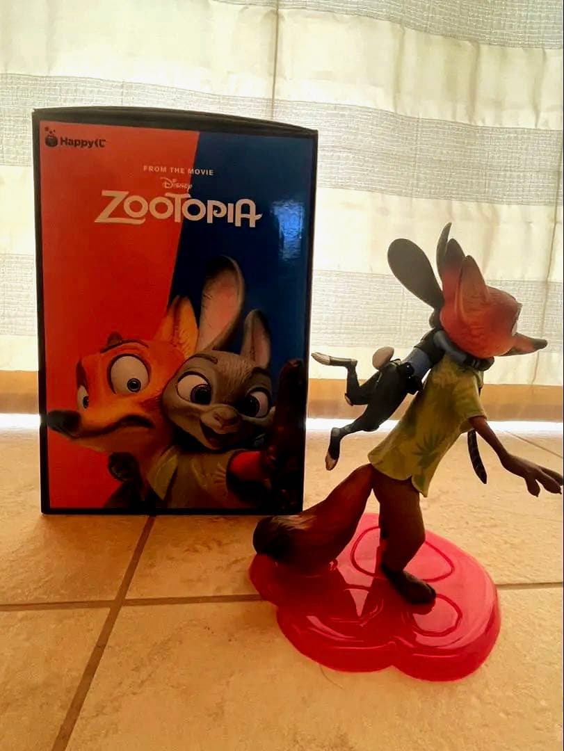 美品 Happyくじ A賞 ニック ジュディ セルフィーフィギュア ズートピア