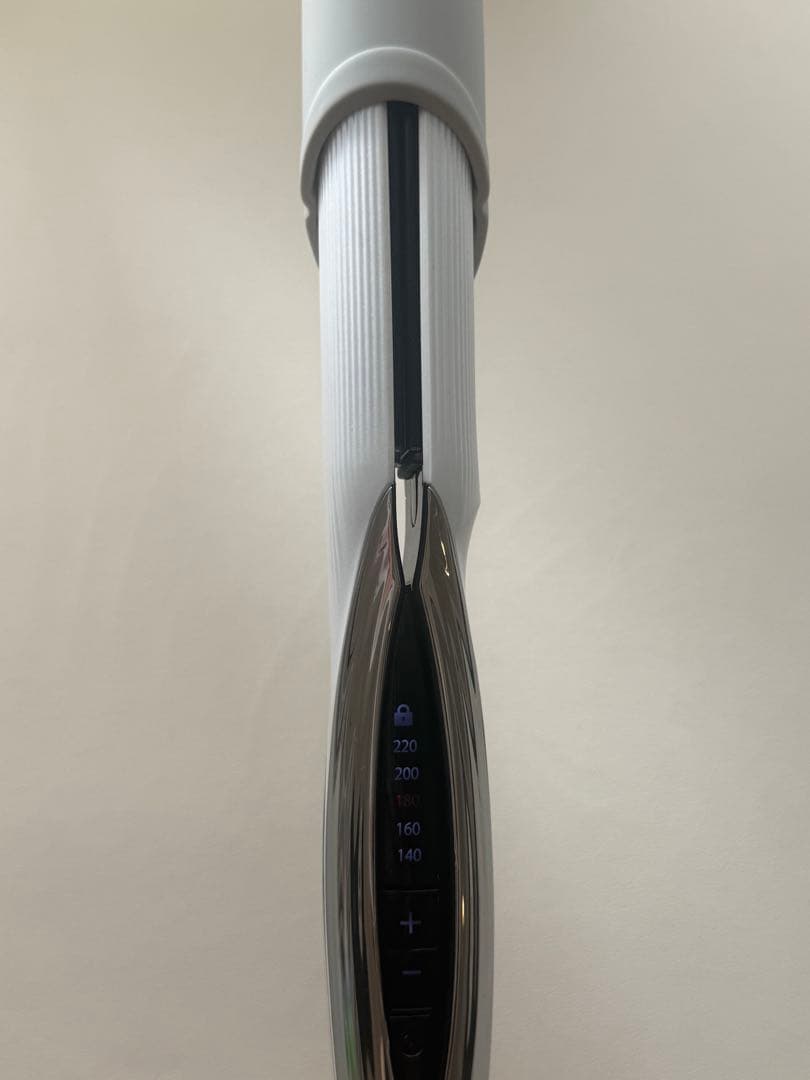 ReFaリファビューテックストレートヘアアイロン／ホワイト／正規品／2023年製