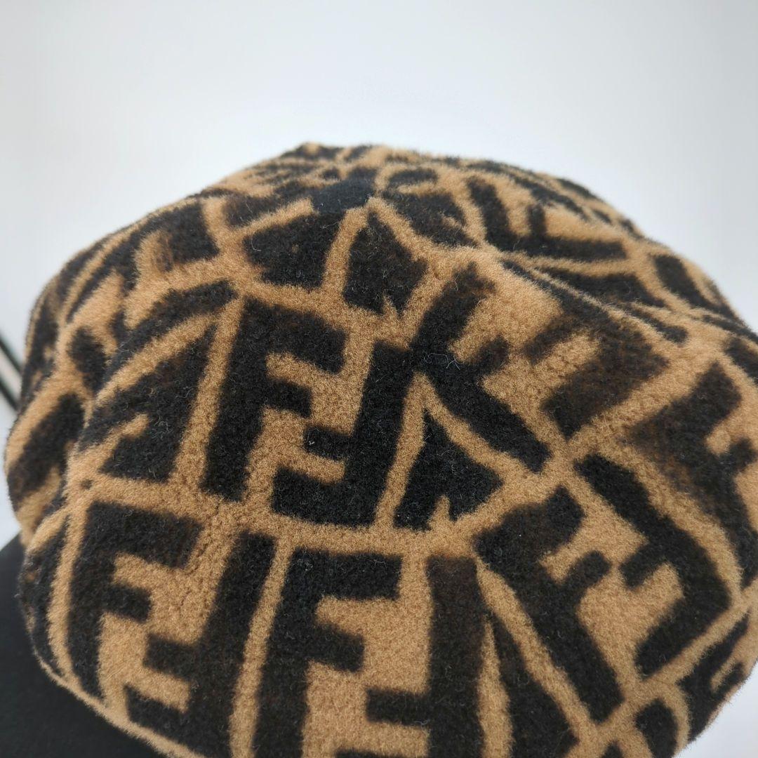 極美品　FENDI フェンディ　キャスケット　羊革　羊毛　Lサイズ
