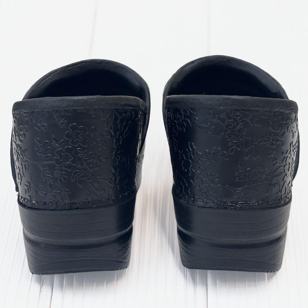 ダンスコ プロフェッショナル/ Black Floral Tooled/39