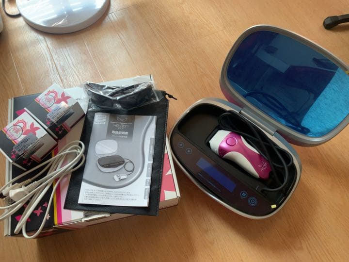 ★美品★24時間以内配送 ケノン 脱毛器　未使用カードリッジ2つ