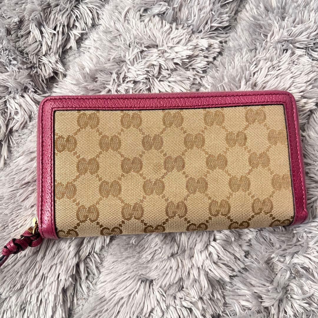 良品✨GUCCI ラウンドジップ　GGキャンバス ラパープル　長財布　ロゴ金具