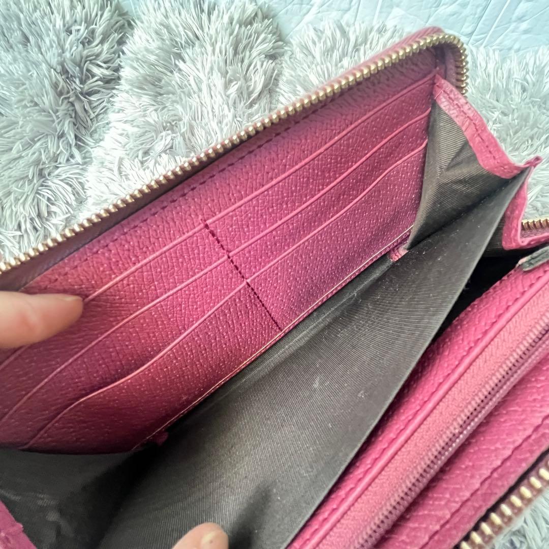 良品✨GUCCI ラウンドジップ　GGキャンバス ラパープル　長財布　ロゴ金具