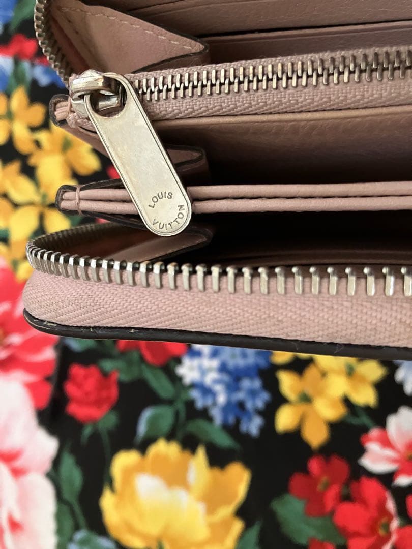値下げ！！美品！ルイヴィトンマヒナ長財布ピンク系　付属品付き