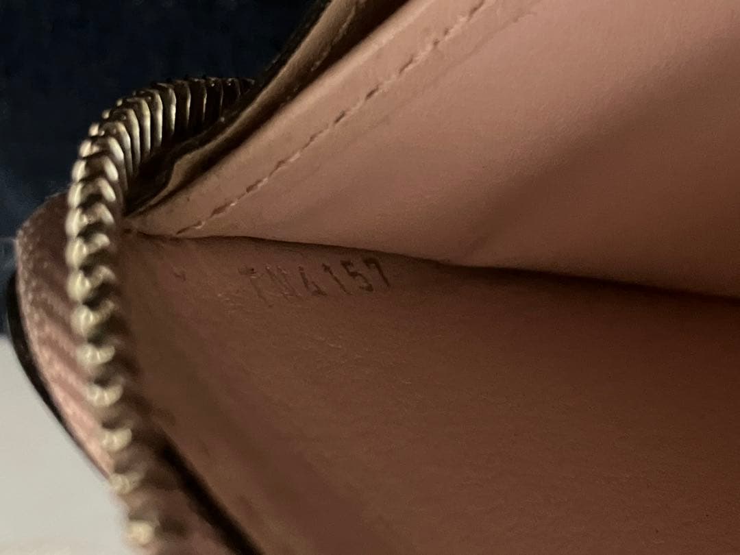 値下げ！！美品！ルイヴィトンマヒナ長財布ピンク系　付属品付き