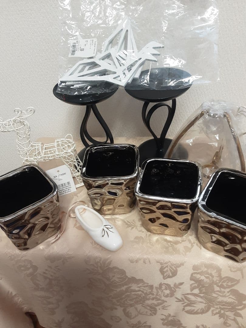 Clay.,東京堂フラワーアレンジ用花器+お正月飾り材料