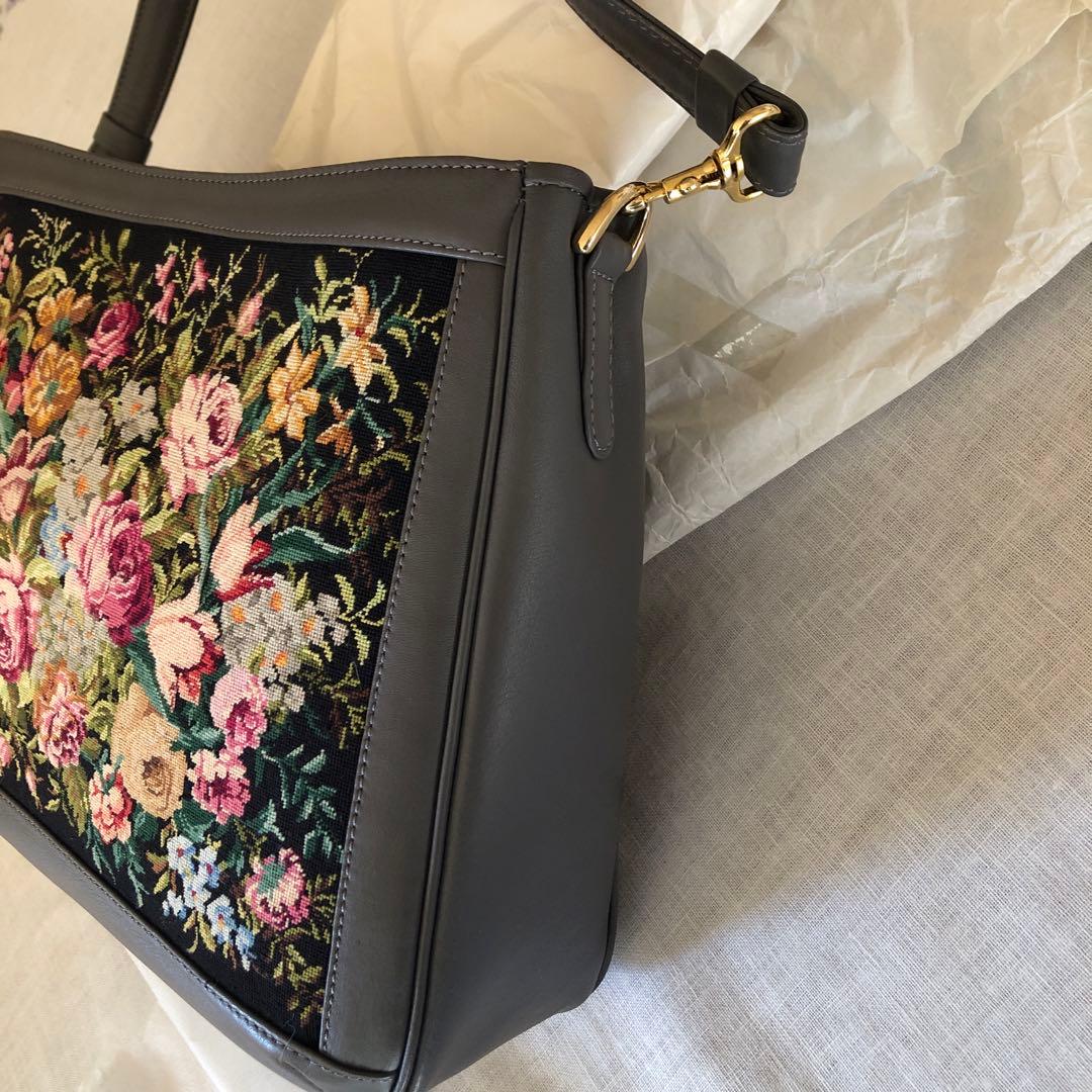プチポワン　花柄刺繍 ハンドバッグ グレー　ショルダーバッグにも　久家道子
