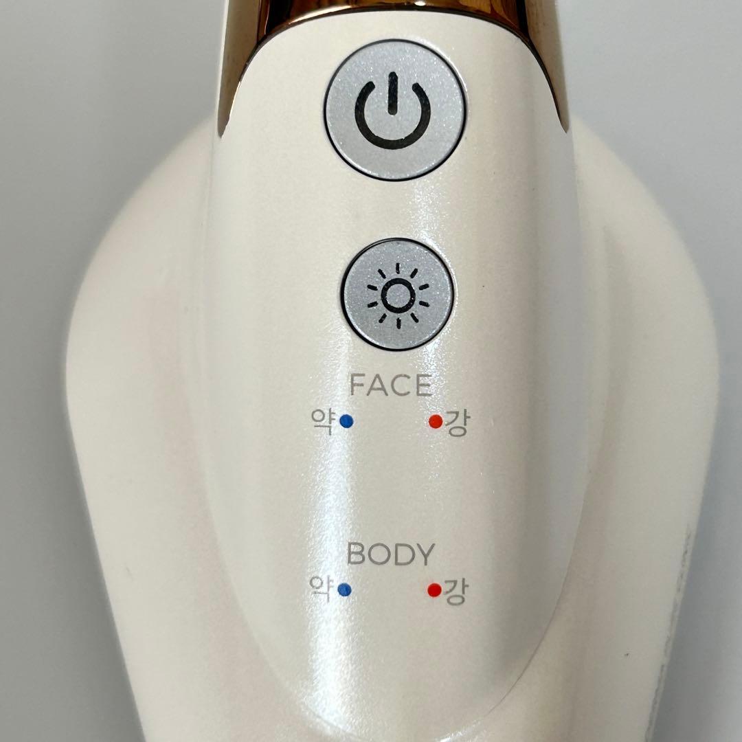 SKIN IRON　スキンアイロン　美顔器　美肌