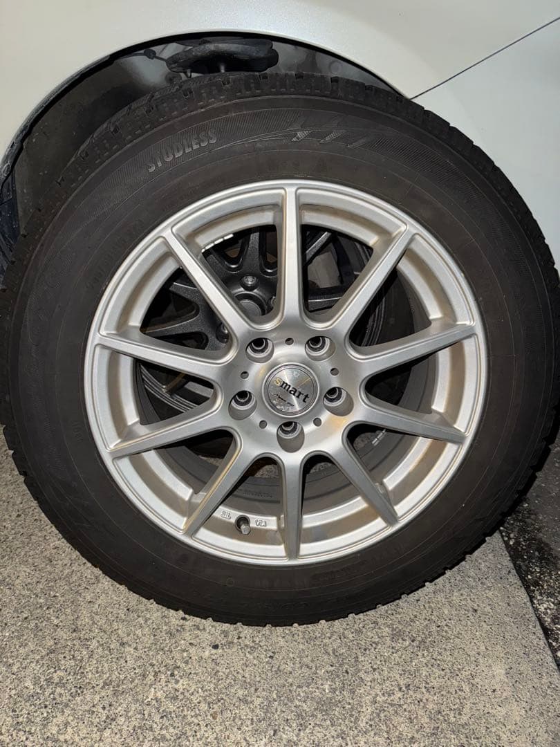 TOYO スタッドレスタイヤ 205/60R16 ホイールセット4本セット