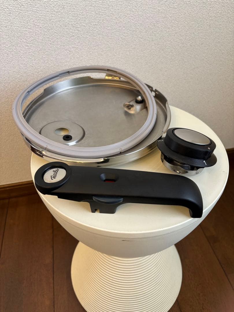 こ*ん様 フィスラー ビタビット 圧力鍋 4l