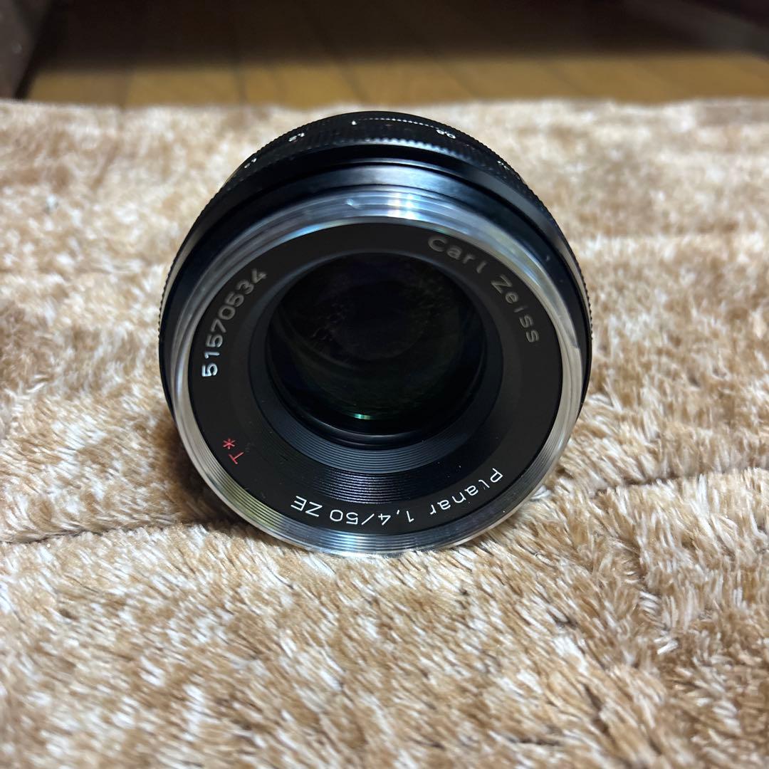 カールツァイスCanon EFマウント 50mm