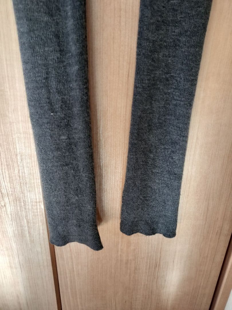 DRESS HERSELF シルクウール/レギンスパンツ　チャコールグレー