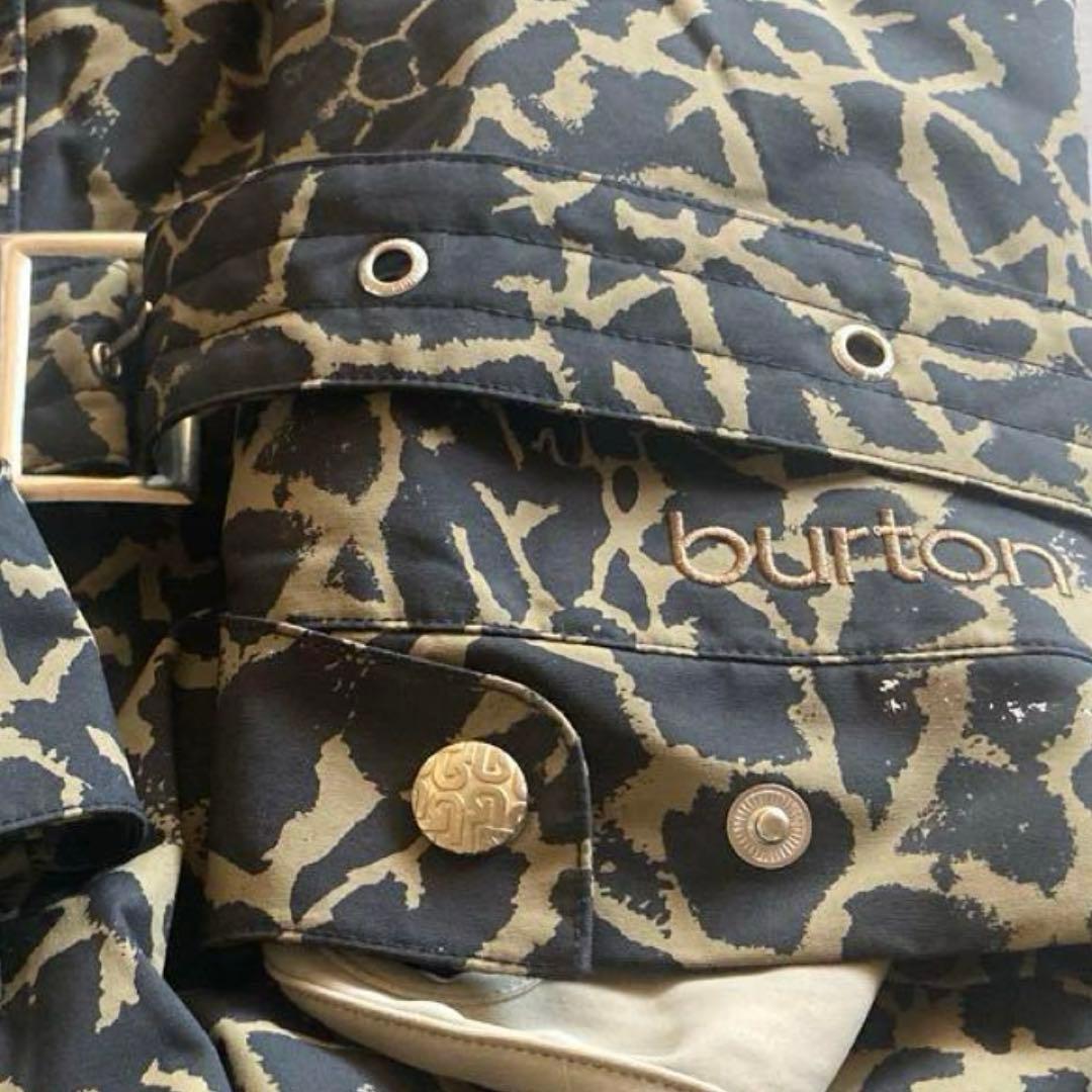 バートン　アニマル柄つなぎジャンプスーツ