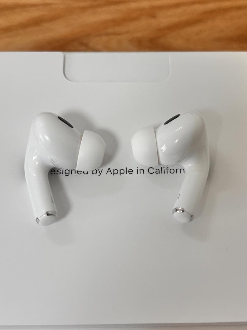 AirPods Pro 第2世代 MQD83J/A Lightning