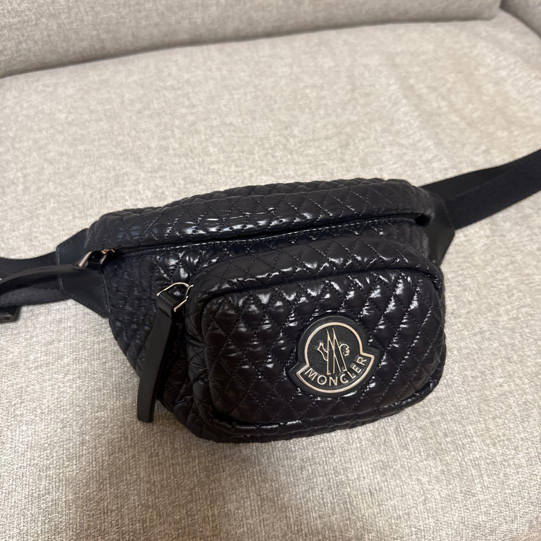MONCLER モンクレール　ボディバッグ　ユニセックス